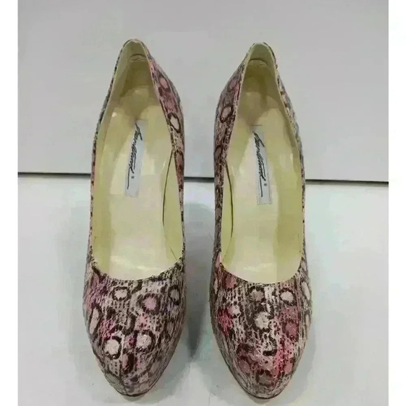 Brian Atwood Women's Multicolor Snakeskin Print Stiletto Pumps Size 7.5 - Picture 1 of 6